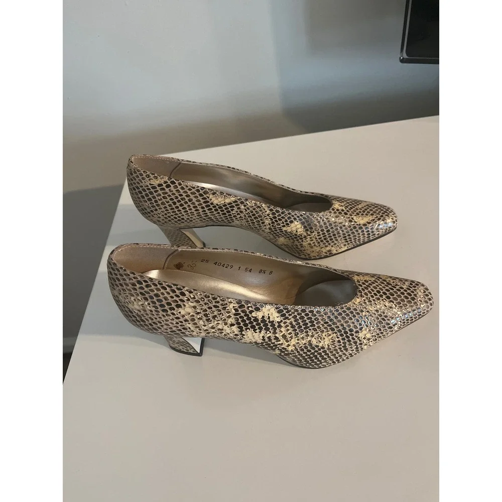 Made in Spain‎ Snakeskin Embossed Leather Pointed Toe Pumps Tan Gold 8.5B